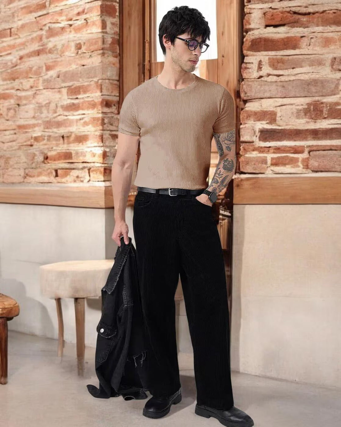 Classic Brown Ribbed Knit T-Shirt for a Modern Casual Look